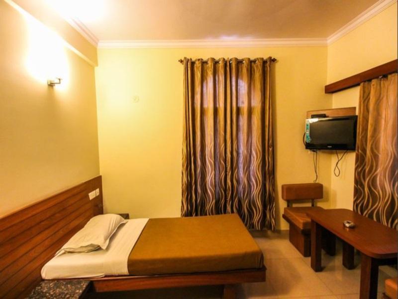Hotel Sheetal Residency à Bangalore Extérieur photo
