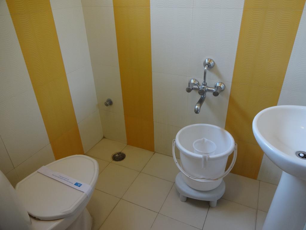 Hotel Sheetal Residency à Bangalore Extérieur photo